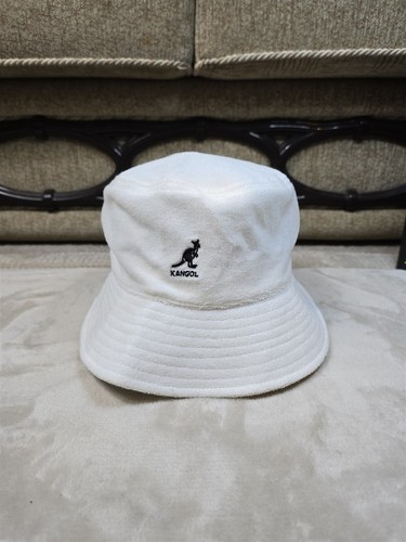 Kangol boucle pieced - boucle,